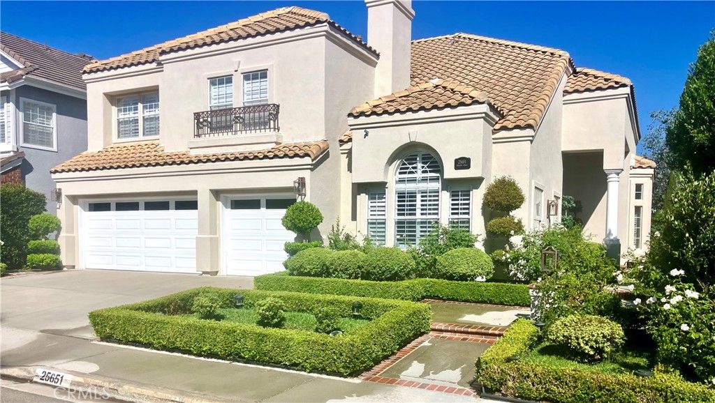 Photo of 25651 25651 Rolling Hills, Laguna Hills, CA 92653 (MLS # OC25232311)