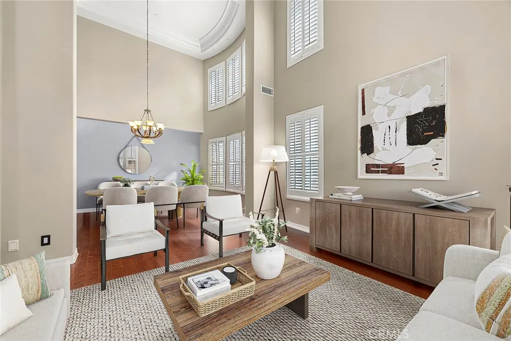 Yorba Linda, California 92887, United States, 5 Bedrooms Bedrooms, ,5 BathroomsBathrooms,Residential,Pending,227394