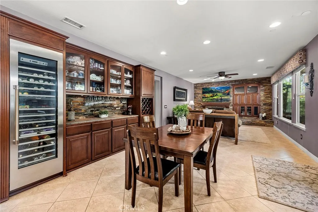 Yorba Linda, California 92887, United States, 5 Bedrooms Bedrooms, ,5 BathroomsBathrooms,Residential,Pending,227394