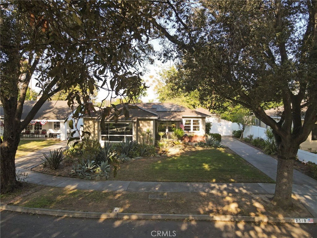 2519 Fairmont Avenue