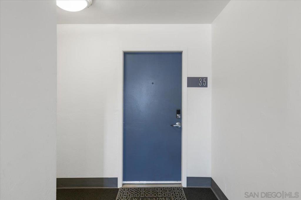 3815 3rd Ave 35