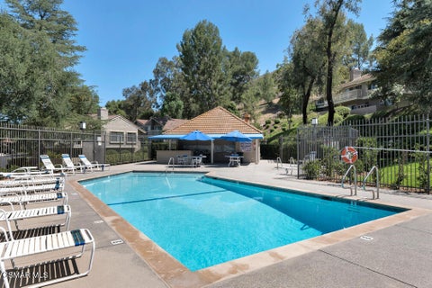 Tiny photo for 596 Via Novella, Oak Park, CA 91377 (MLS # 226003463)