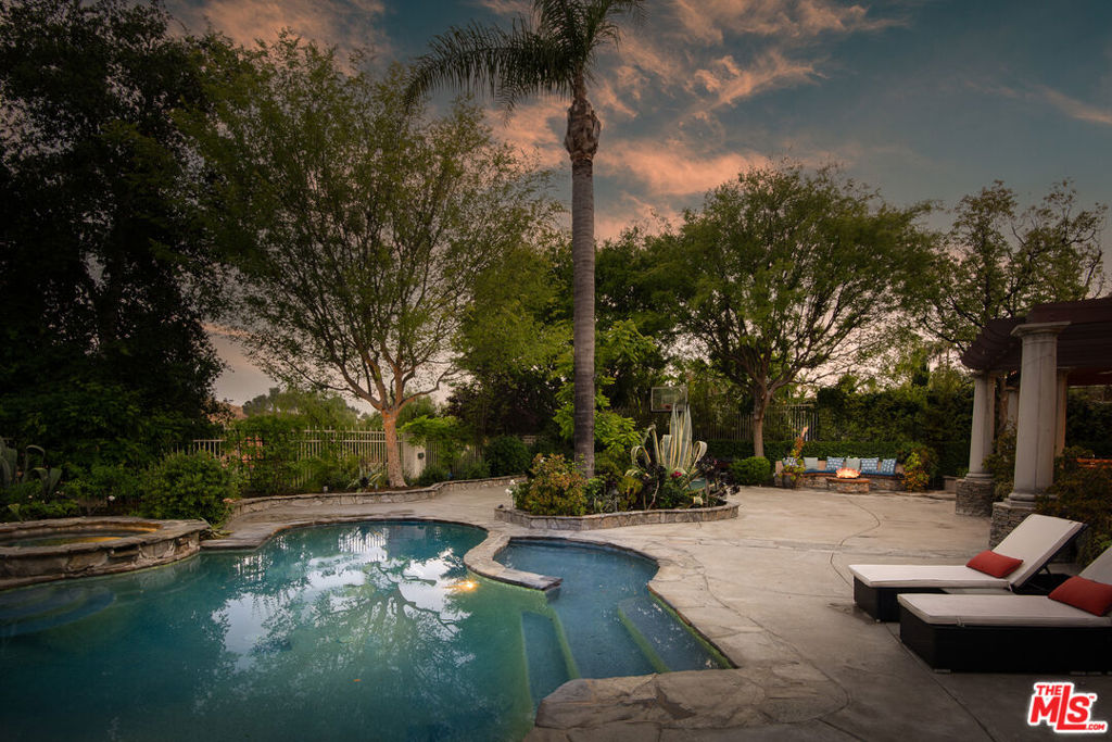 5411 Villawood Circle