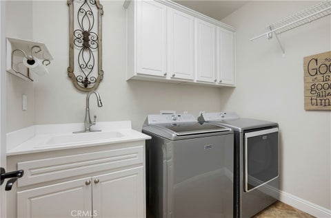 Tiny photo for 27591 Paper Bark AVE, Murrieta, CA 92562 (MLS # SW26183440)