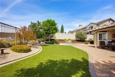 Tiny photo for 27591 Paper Bark AVE, Murrieta, CA 92562 (MLS # SW26183440)