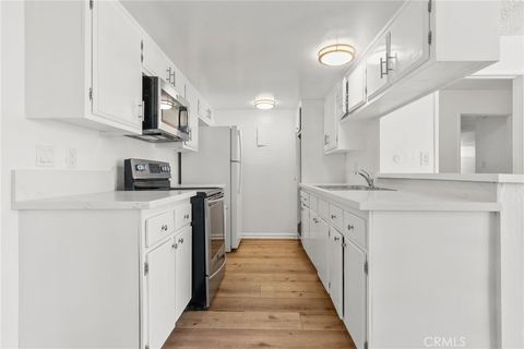 8649 Sunland Boulevard 5 Sun Valley CA 91352