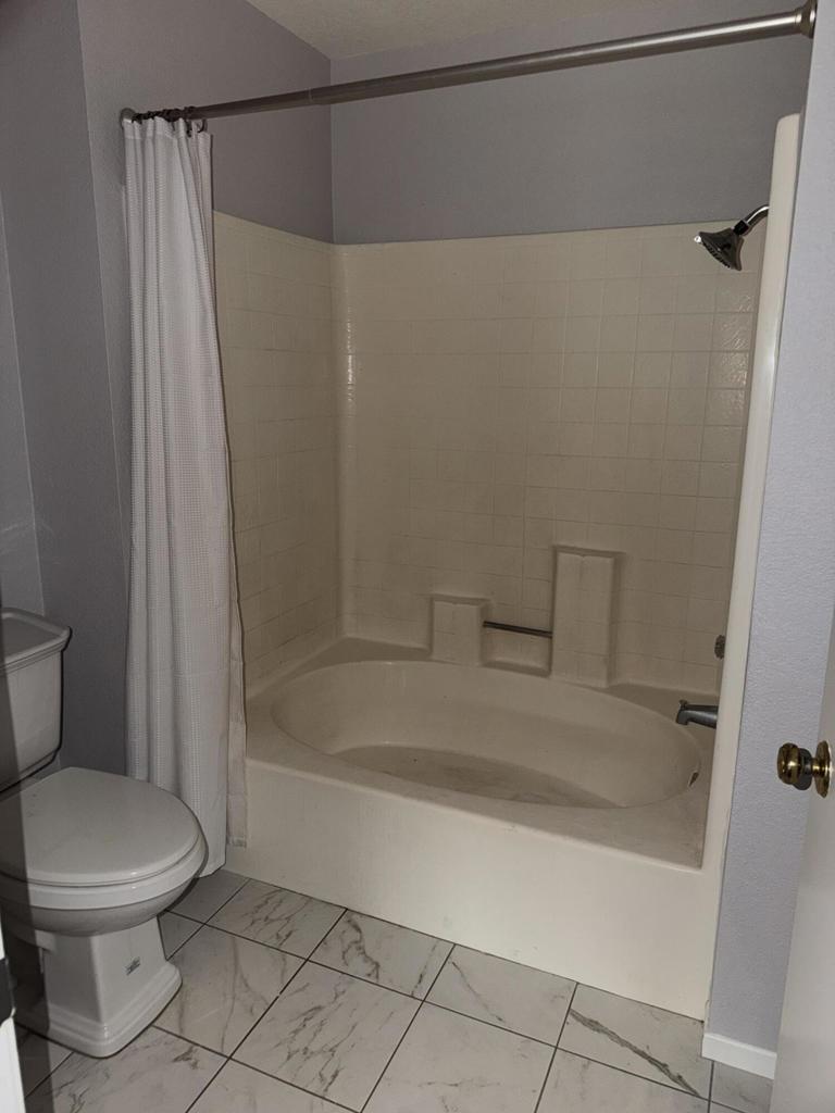 Mesquite Country Clu - Residential Lease