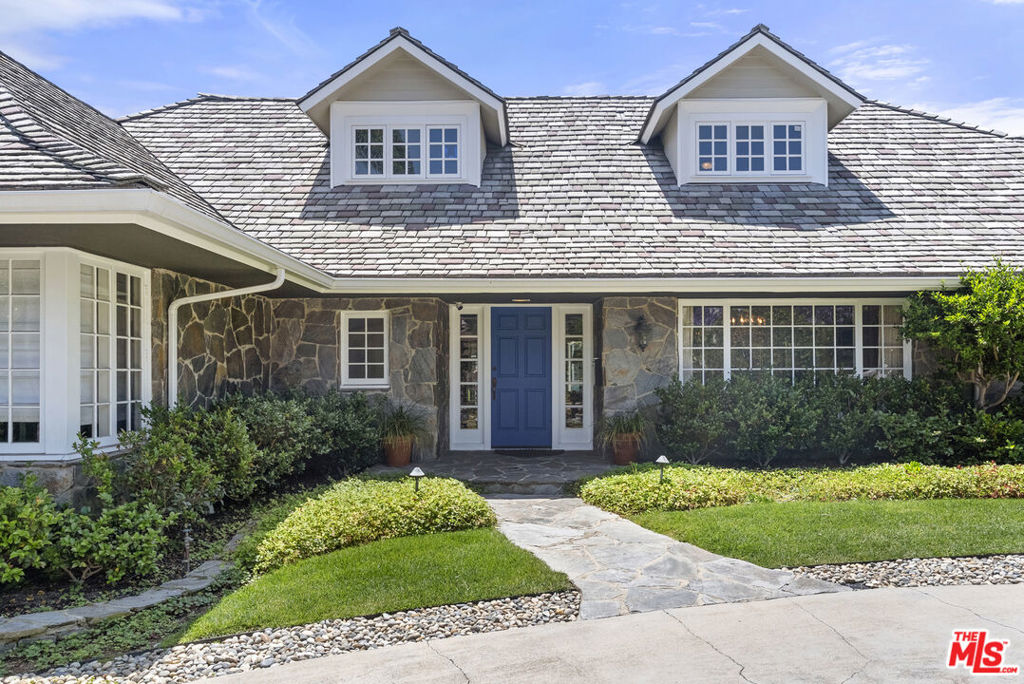 717 N Alta Drive