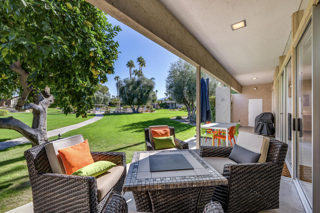 Sandpiper Palm Deser - Residential