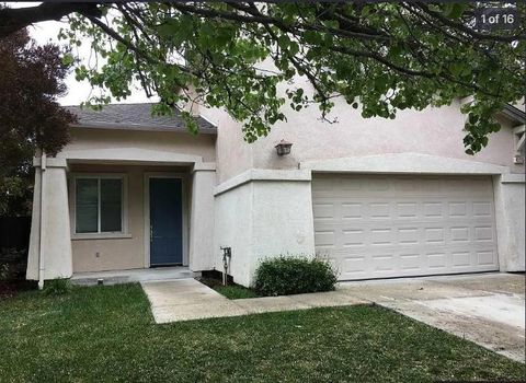 Photo of 4125 Rogers Canyon Road, Antioch, CA 94531 (MLS # ML82031984)