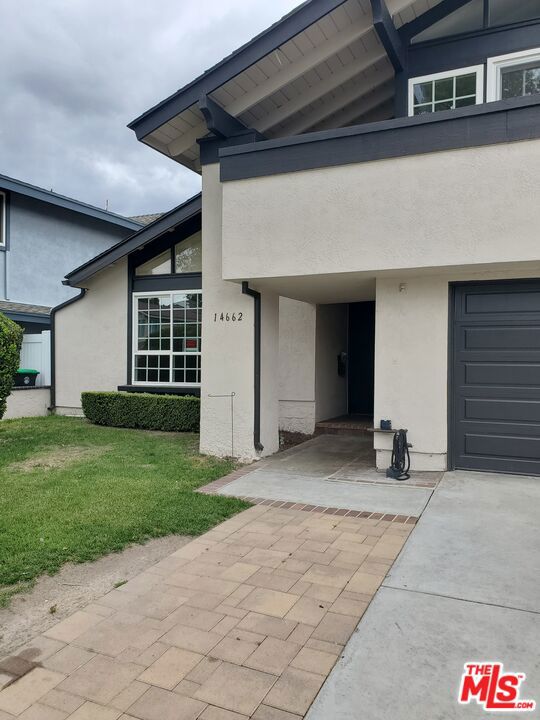 14662 Danberry Circle