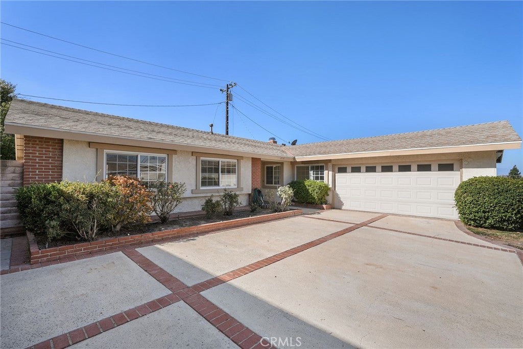6736 Whitewood Street