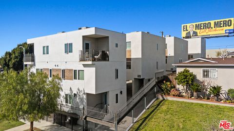 4935 W 20th Street Los Angeles CA 90016