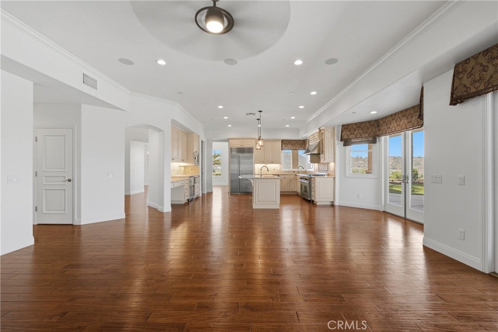 30425 La Presa Loop, Temecula, CA, 92592, USA, 5 Bedrooms Bedrooms, ,6 BathroomsBathrooms,Residential,Active,30425 La Presa Loop,DW26168947