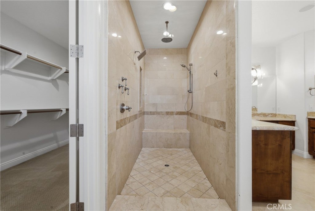 30425 La Presa Loop, Temecula, CA, 92592, USA, 5 Bedrooms Bedrooms, ,6 BathroomsBathrooms,Residential,Active,30425 La Presa Loop,DW26168947