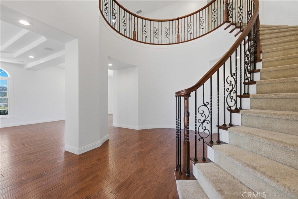 30425 La Presa Loop, Temecula, CA, 92592, USA, 5 Bedrooms Bedrooms, ,6 BathroomsBathrooms,Residential,Active,30425 La Presa Loop,DW26168947