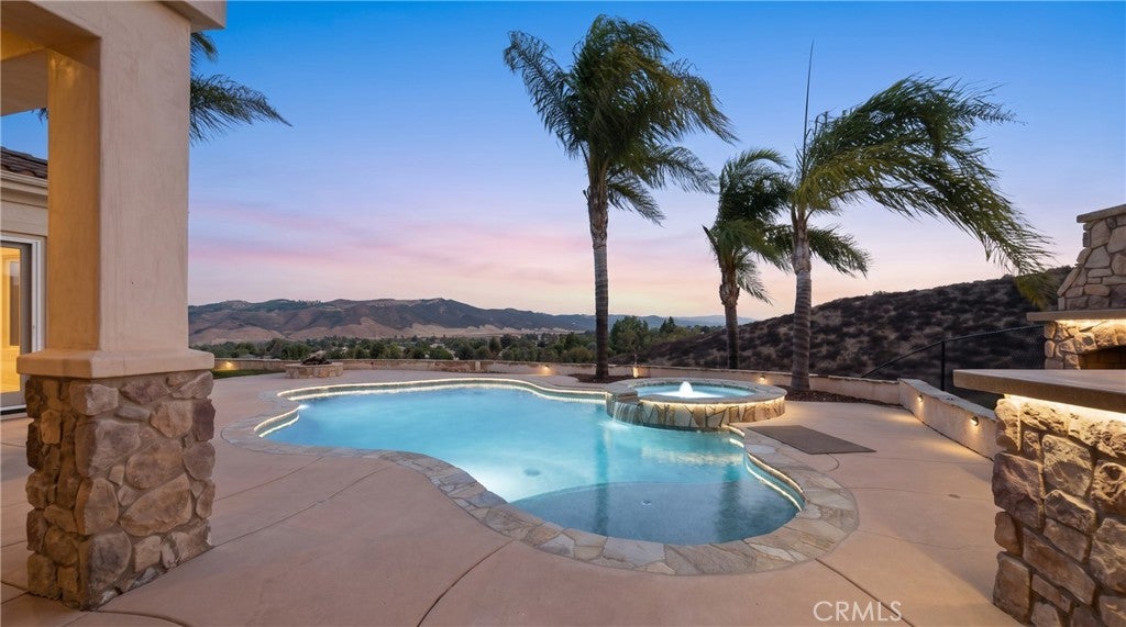 30425 La Presa Loop, Temecula, CA, 92592, USA, 5 Bedrooms Bedrooms, ,6 BathroomsBathrooms,Residential,Active,30425 La Presa Loop,DW26168947