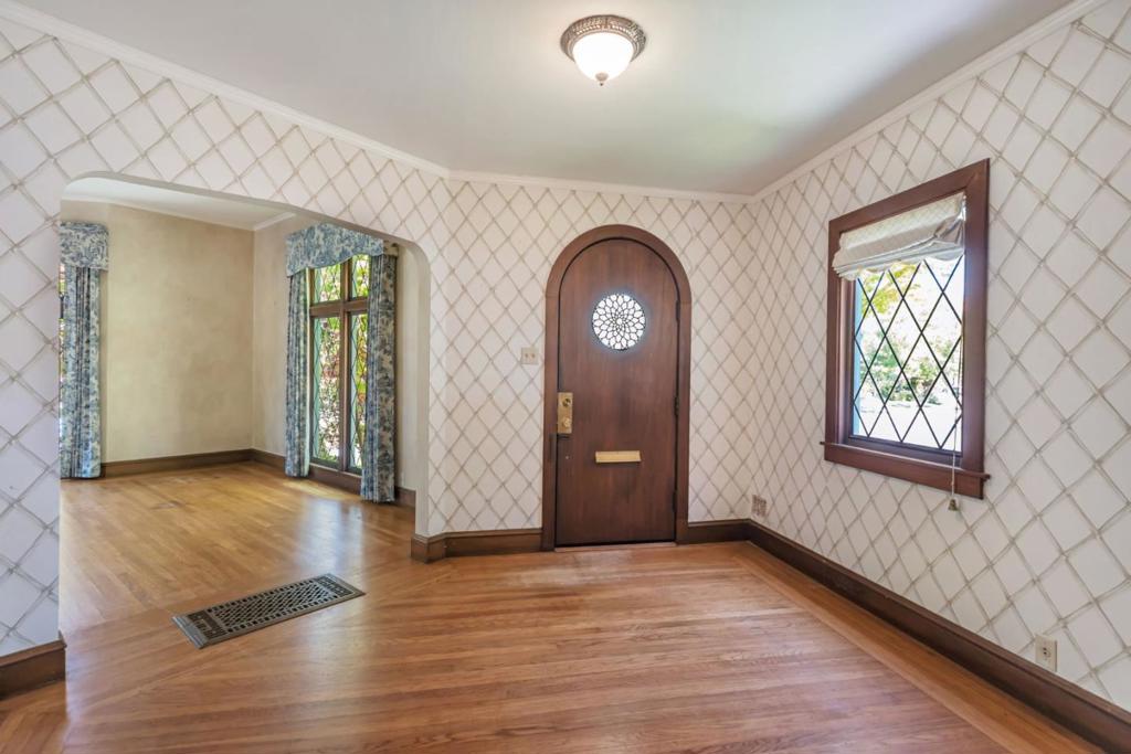 Properties 2 1690 Castilleja Avenue