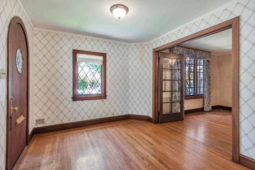 Properties 3 1690 Castilleja Avenue