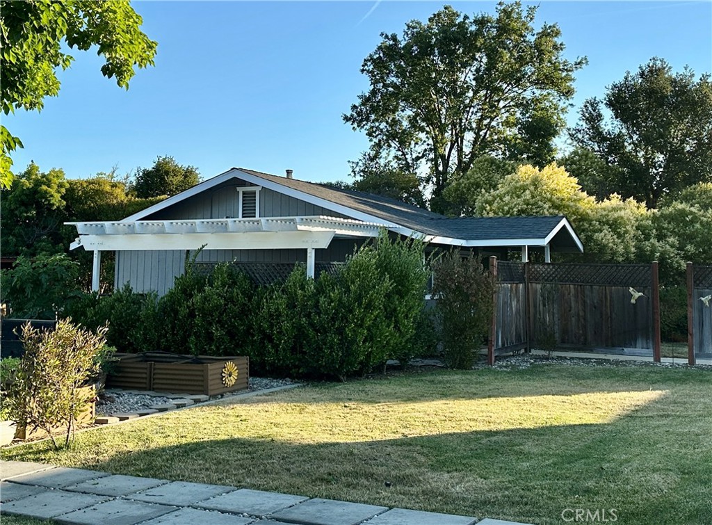 8445 Los Osos Road