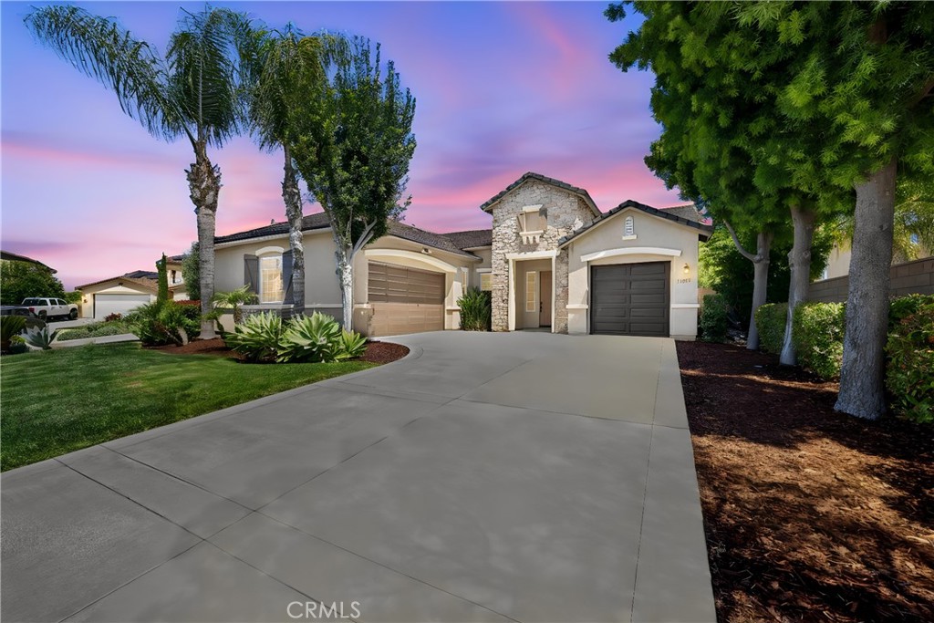 31052 Pinon Pine