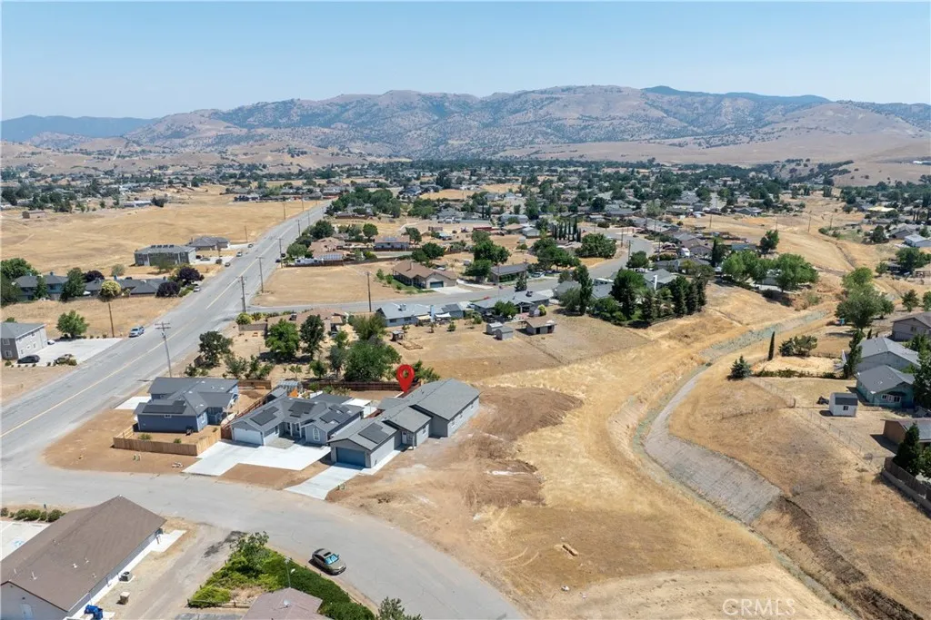 Tehachapi, California 93561, United States, 3 Bedrooms Bedrooms, ,2 BathroomsBathrooms,Residential,Active,172488