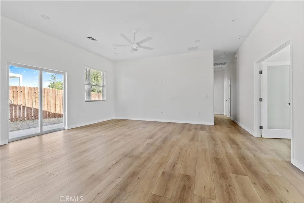 Tehachapi, California 93561, United States, 3 Bedrooms Bedrooms, ,2 BathroomsBathrooms,Residential,Active,172488