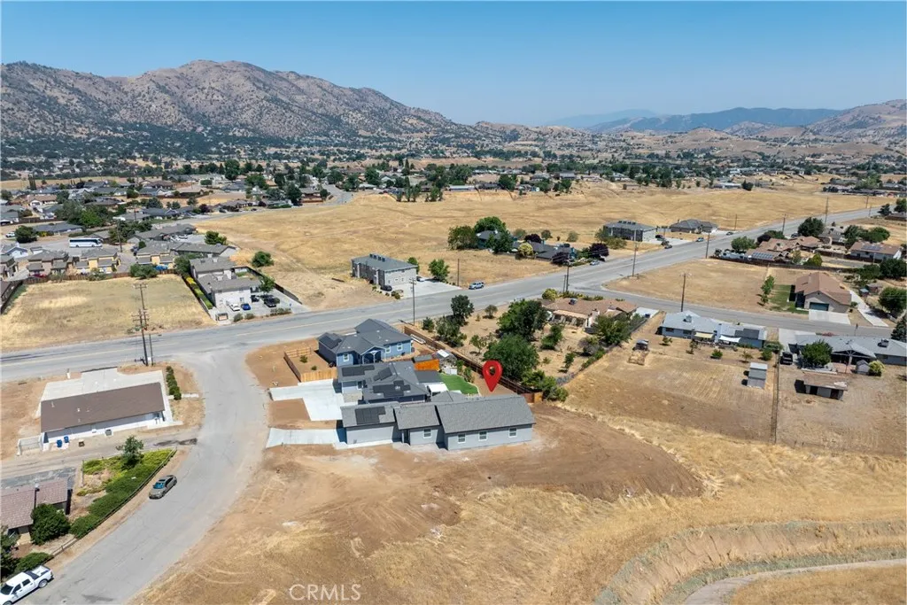 Tehachapi, California 93561, United States, 3 Bedrooms Bedrooms, ,2 BathroomsBathrooms,Residential,Active,172488