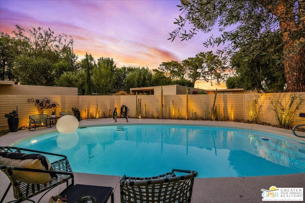 Photo of 360 Cabrillo Road #113, Palm Springs, CA 92262 (MLS # 25606909PS)