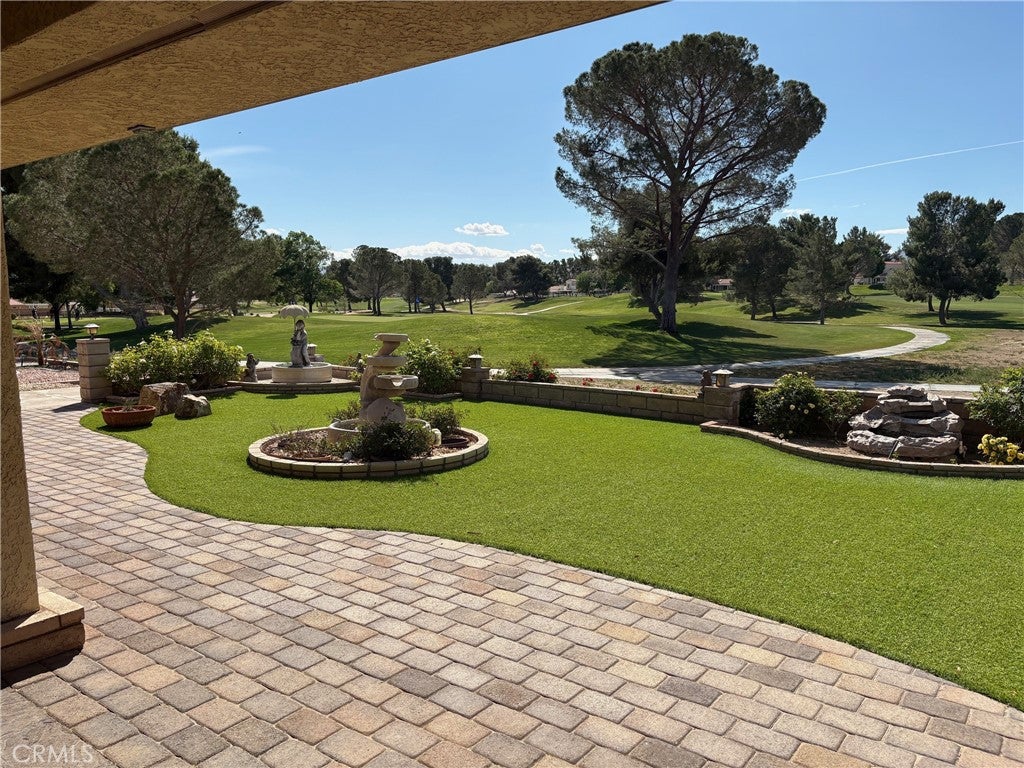 14695 Greenbriar