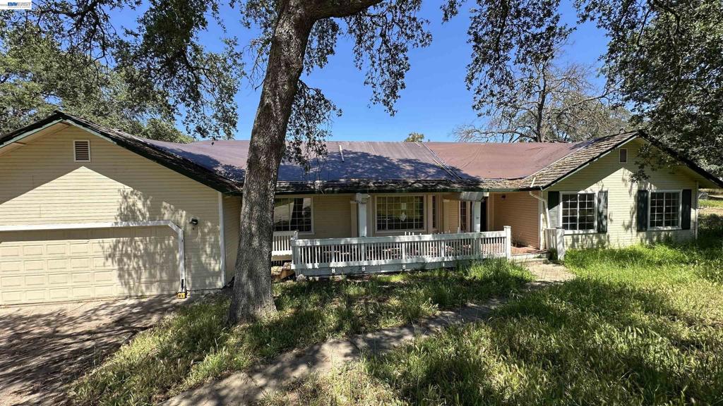 Photo 1 of 14 — 2633 Glen Ct, Valley Springs, CA 95252