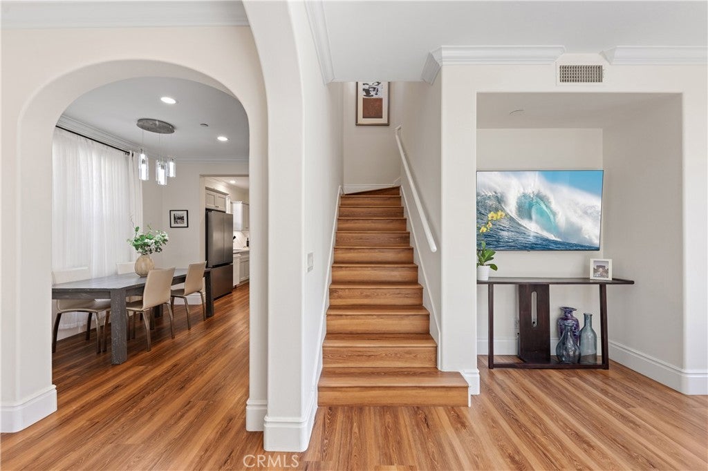 77 Canyoncrest