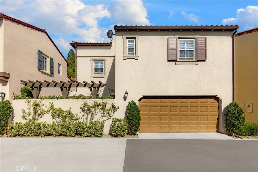 77 Canyoncrest