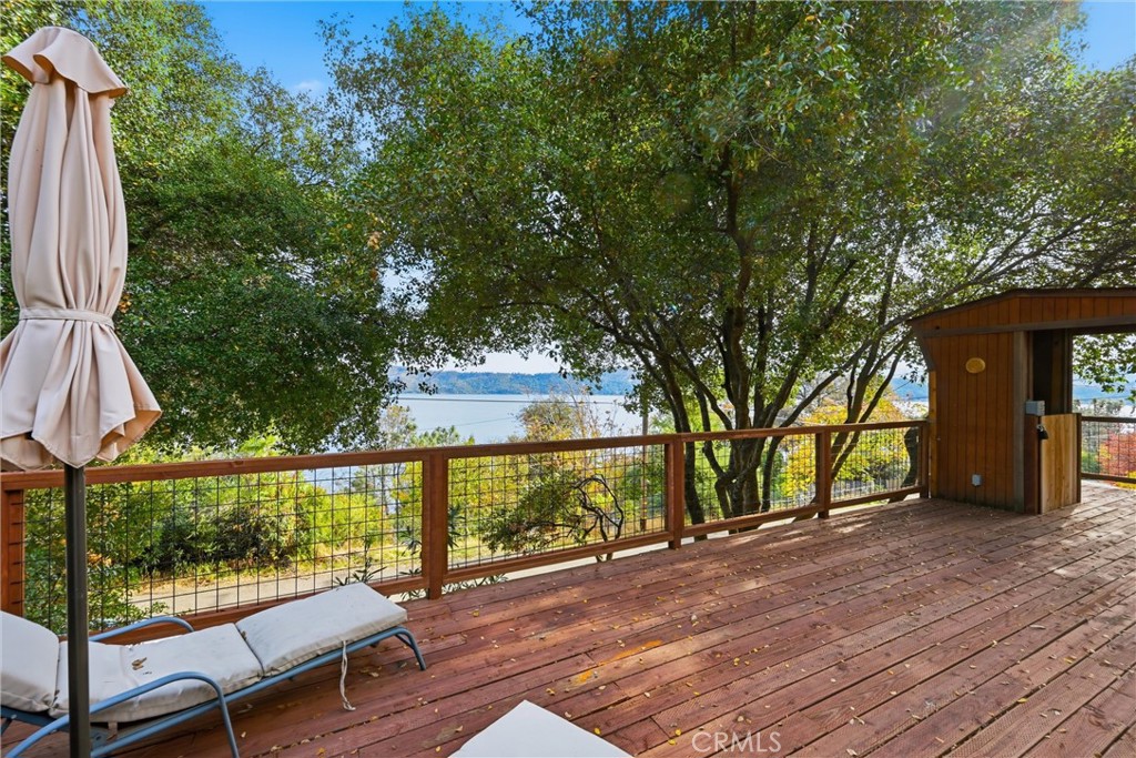 11664 Lakeview Drive