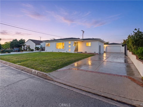 Photo of 1125 E Louisa AVE, West Covina, CA 91790 (MLS # DW26231836)