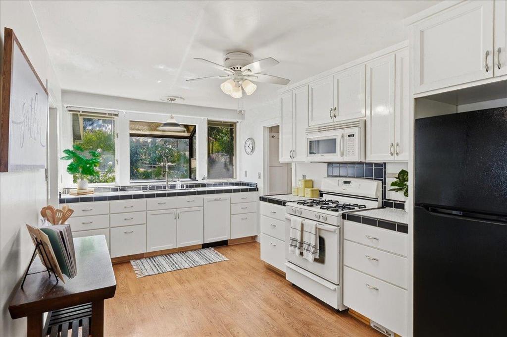 11077 Squirrel Creek Road