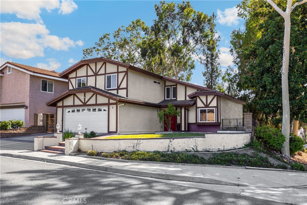 1 Country Wood Drive