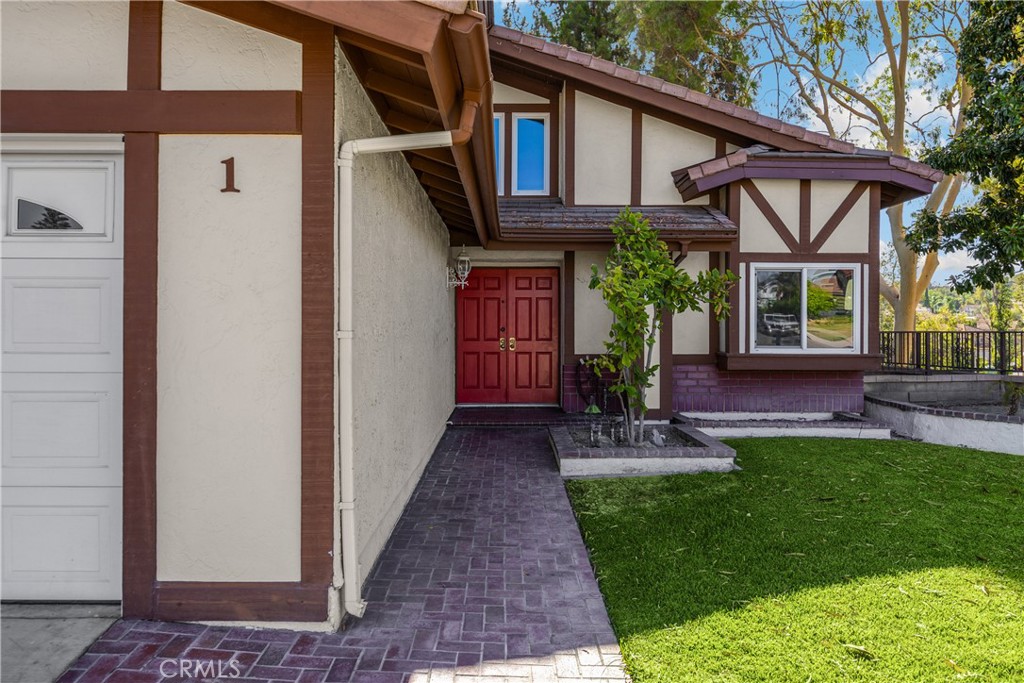 1 Country Wood Drive