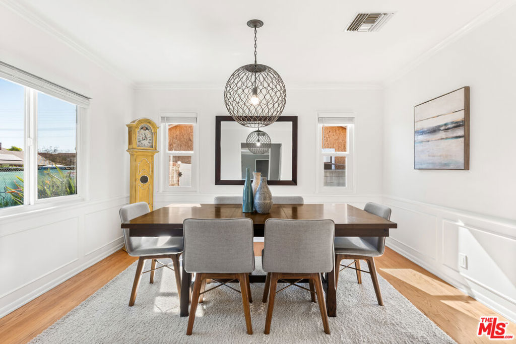 6819 Chisholm Avenue