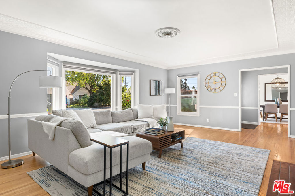 6819 Chisholm Avenue