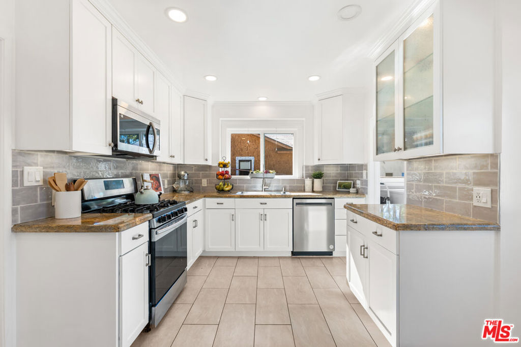 6819 Chisholm Avenue