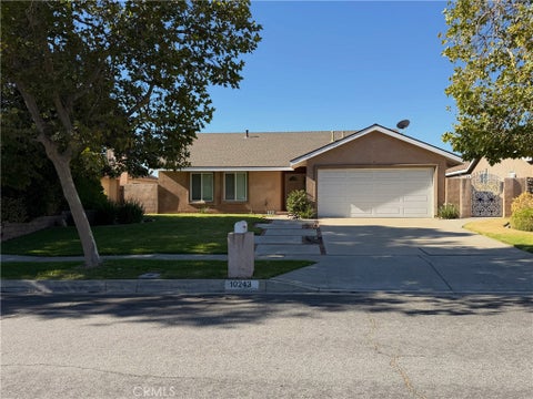 Photo of 10243 Heather ST, Rancho Cucamonga, CA 91737 (MLS # CV26152504)