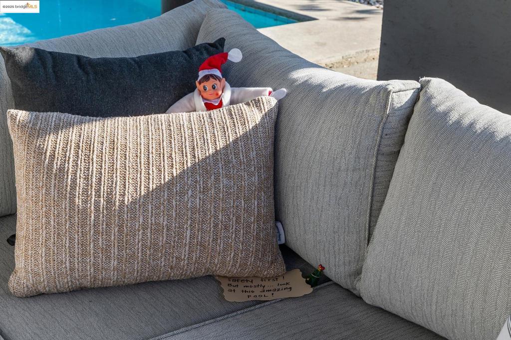 GREGORY GARDENS - Residential