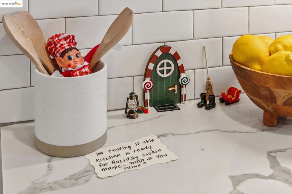 GREGORY GARDENS - Residential