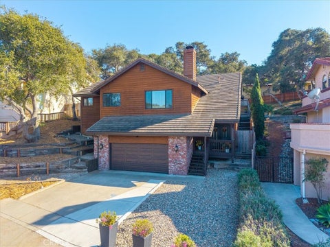 Photo of 952 Margarita Avenue, Grover Beach, CA 93433 (MLS # PI26174824)