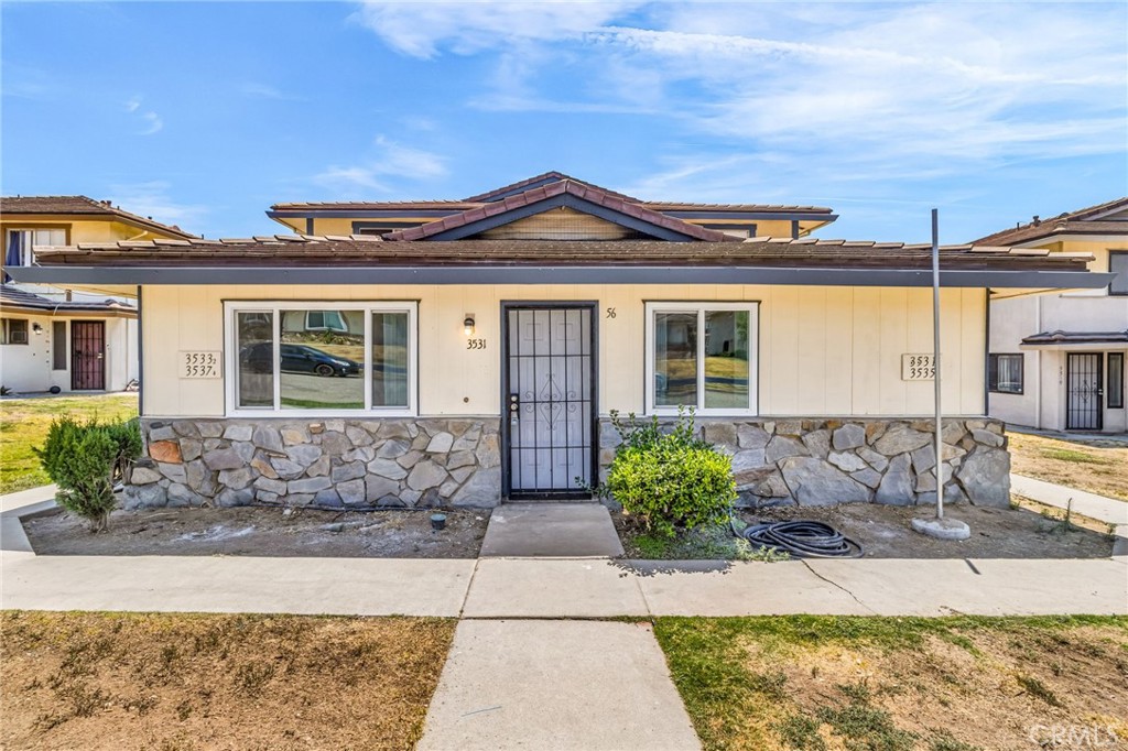 Turnkey & Move In Ready, Upgrades at this price = rare opportunity. Don’t wait! Ground-level (no stairs) 2BR/1BA condo with new laminate flooring, dual pane vinyl windows, remodeled kitchen featuring quartz countertops with modern gold finishes, recessed lighting throughout, and NO popcorn ceilings creating a bright and inviting living space throughout. The HOA covers water, trash, hot water and water heater maintenance — keeping monthly costs low. Excellent for first-time buyers and savvy investors looking for a rent-ready property. Don't miss this opportunity to own a beautiful, low-maintenance home that offers comfort, style, and value.