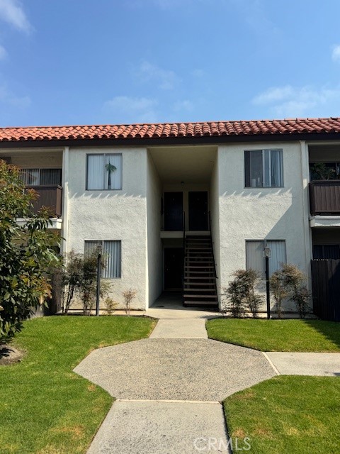 Huntington Beach - Residential Income