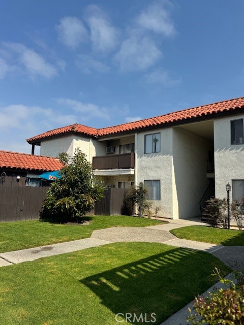 Huntington Beach - Residential Income