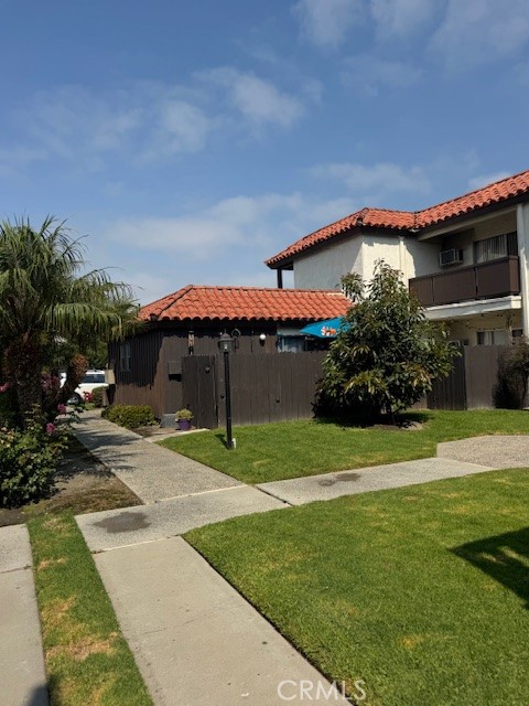 Huntington Beach - Residential Income