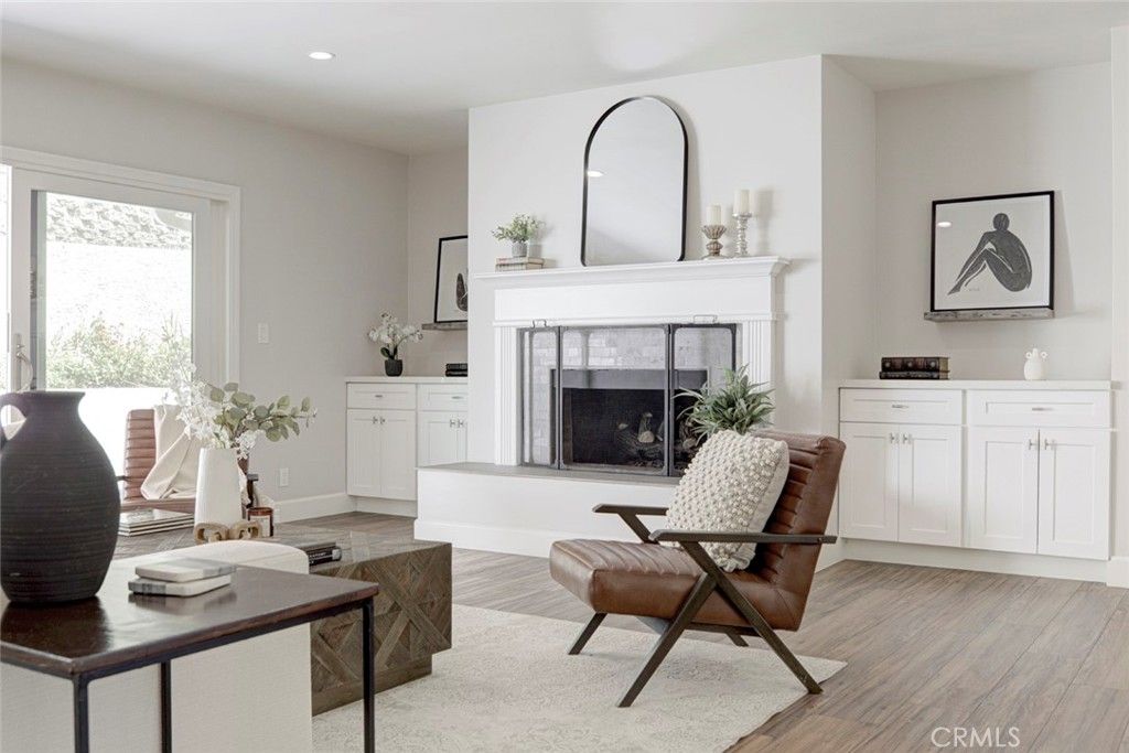 Photo of 341 Cumberland Road, Glendale, CA 91202 (MLS # PF25156410)